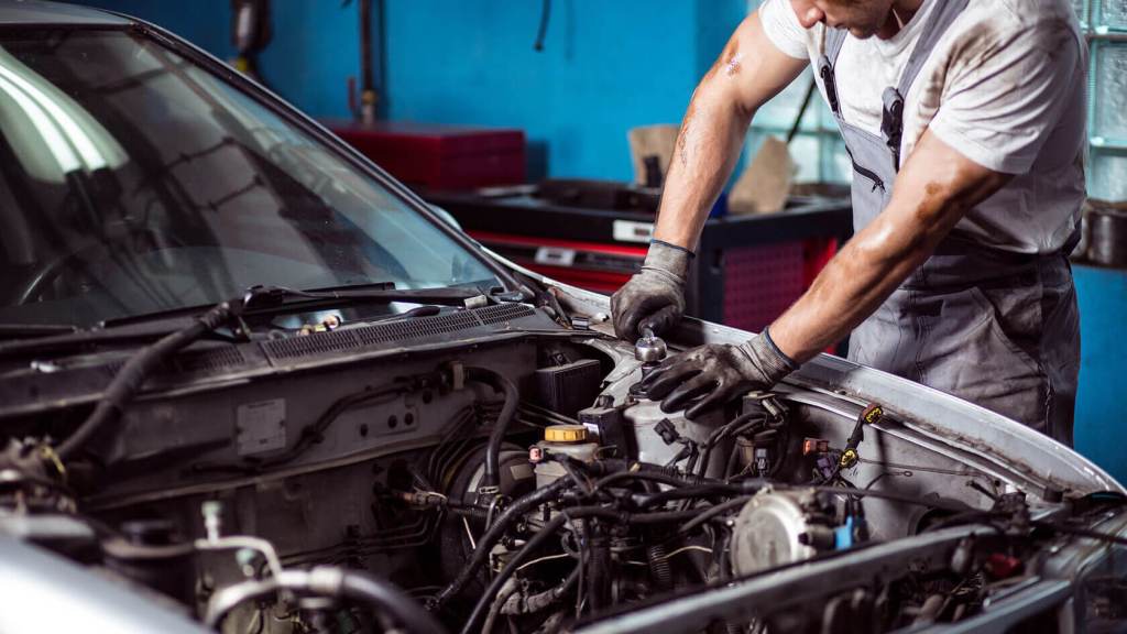 How to Diagnose and Fix a Car That Won’t&nbsp;Start